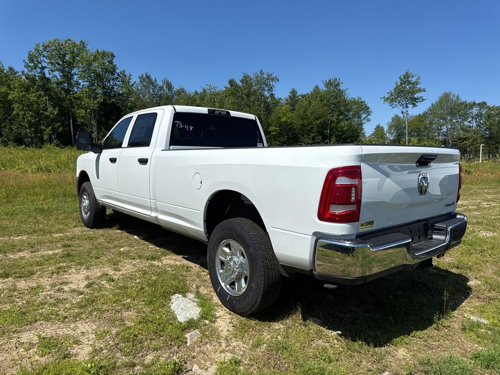 2024 Ram 2500 Tradesman photo 3