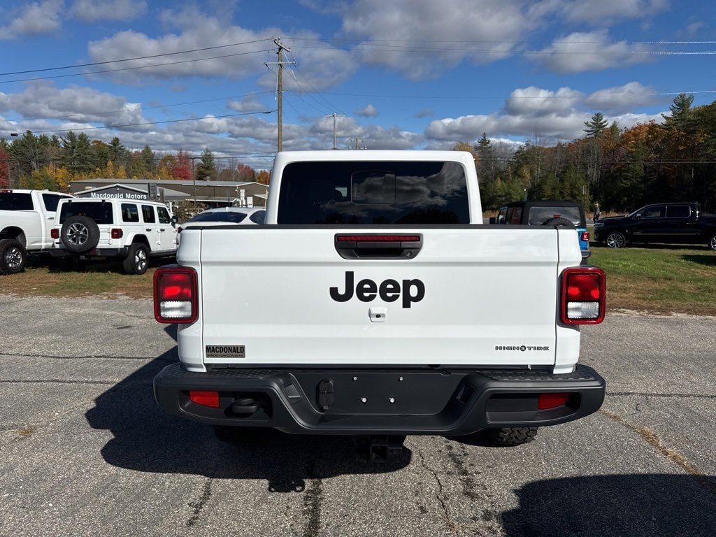 New 2025 Jeep Gladiator HIGH TIDE 4X4 Pickup