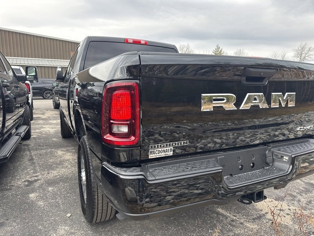 New 2026 Ram 2500 BIG HORN CREW CAB 4X4 6'4 BOX Pickup