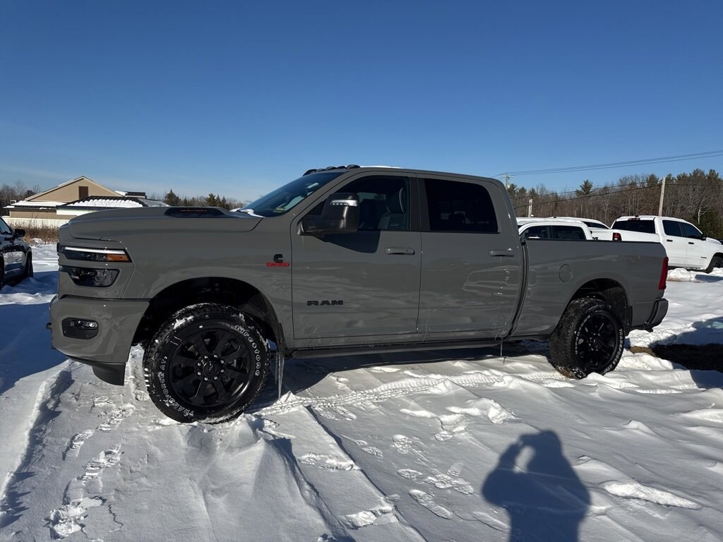 New 2026 Ram 2500 LARAMIE CREW CAB 4X4 6'4 BOX Pickup