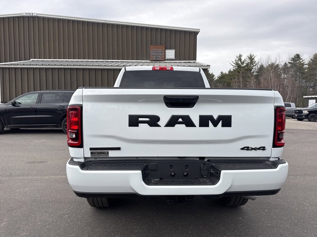 New 2026 Ram 2500 BIG HORN CREW CAB 4X4 6'4 BOX Pickup