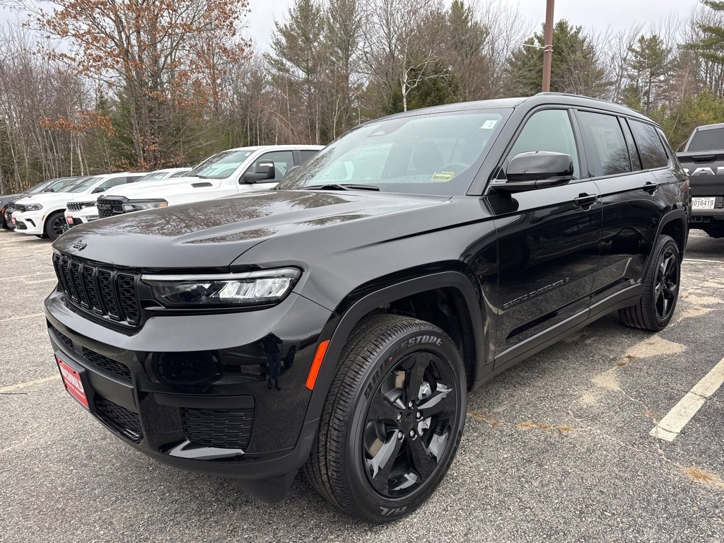 2025 Jeep Grand Cherokee L Altitude's photo