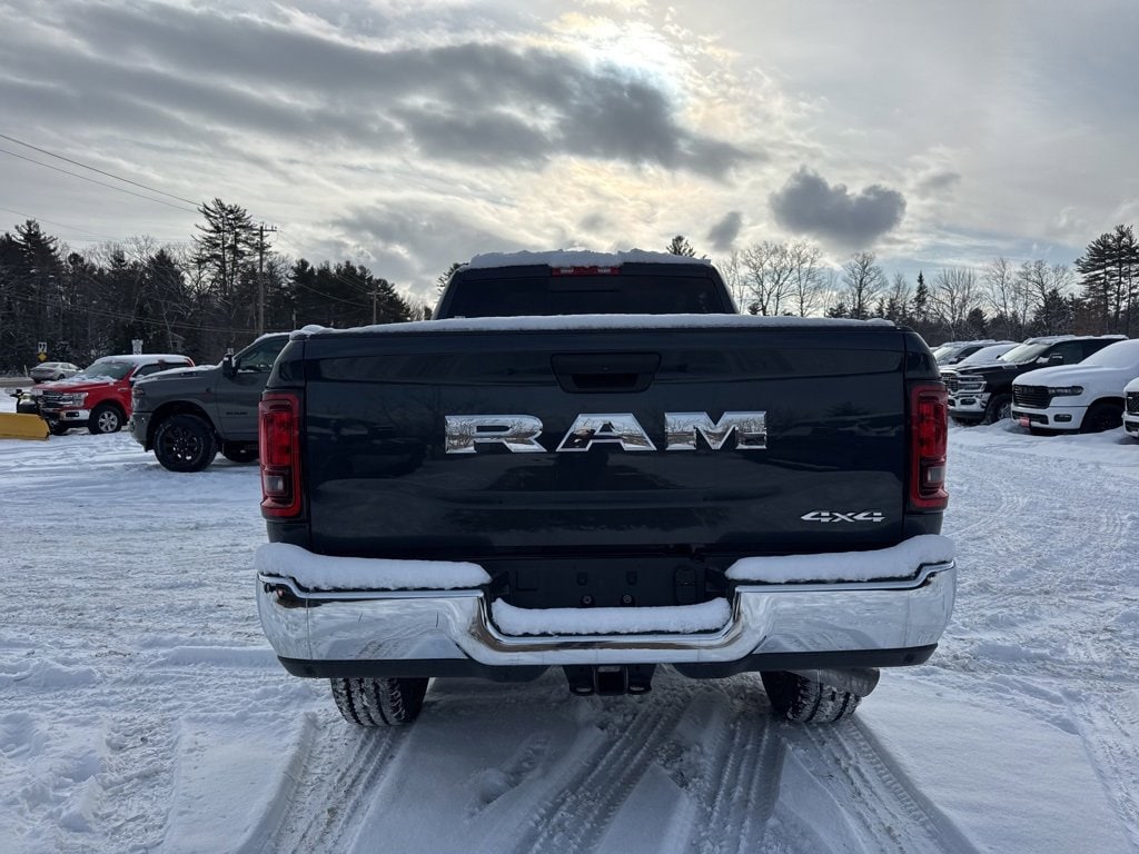 New 2026 Ram 2500 TRADESMAN CREW CAB 4X4 6'4 BOX Pickup