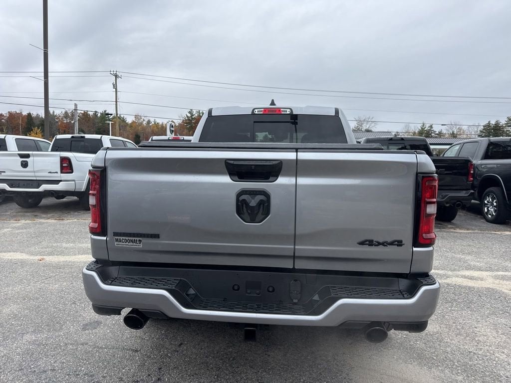 New 2026 Ram 1500 BIG HORN CREW CAB 4X4 5'7 BOX Pickup