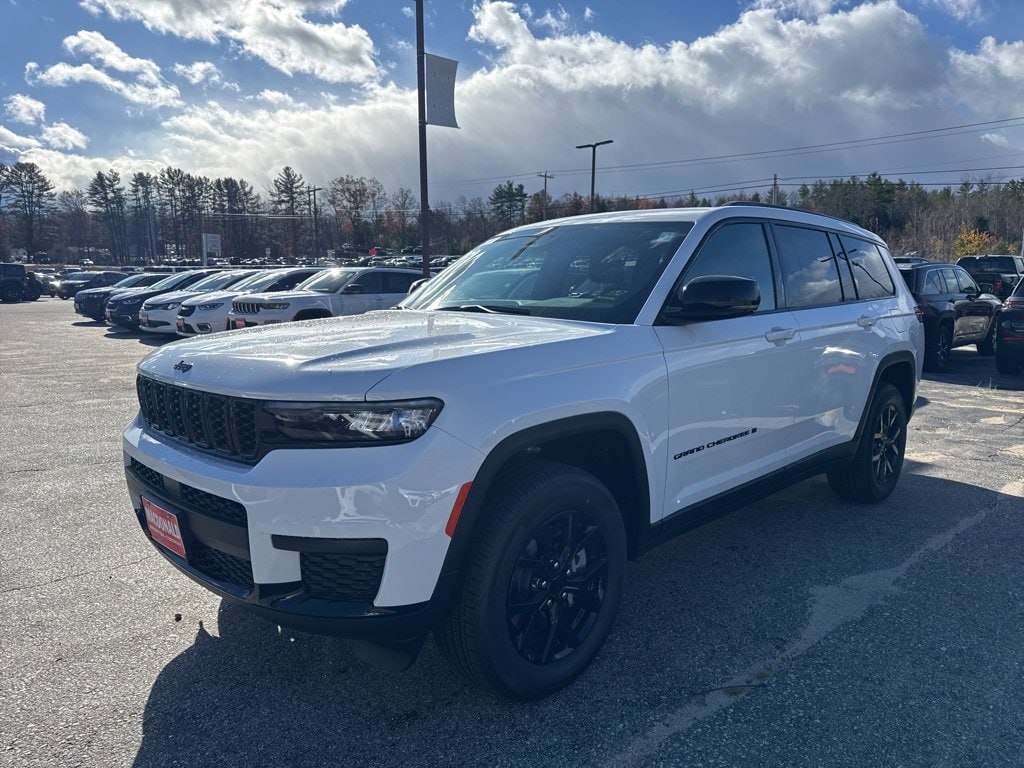 2025 Jeep Grand Cherokee L Altitude's photo