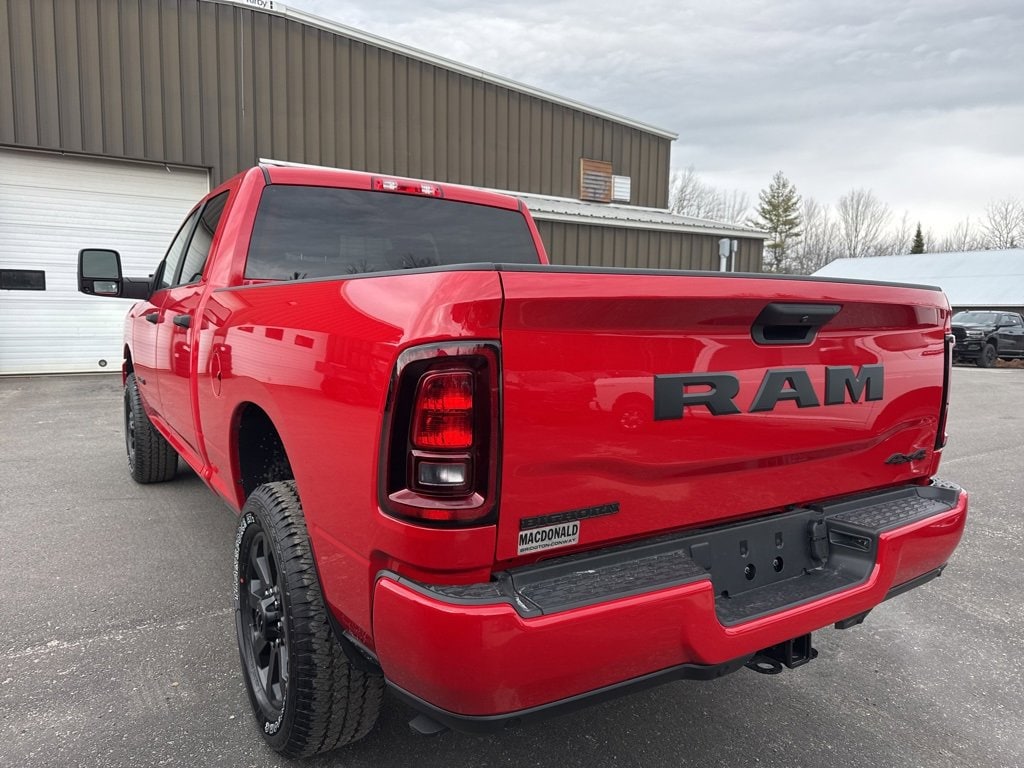 New 2026 Ram 2500 BIG HORN CREW CAB 4X4 6'4 BOX Pickup
