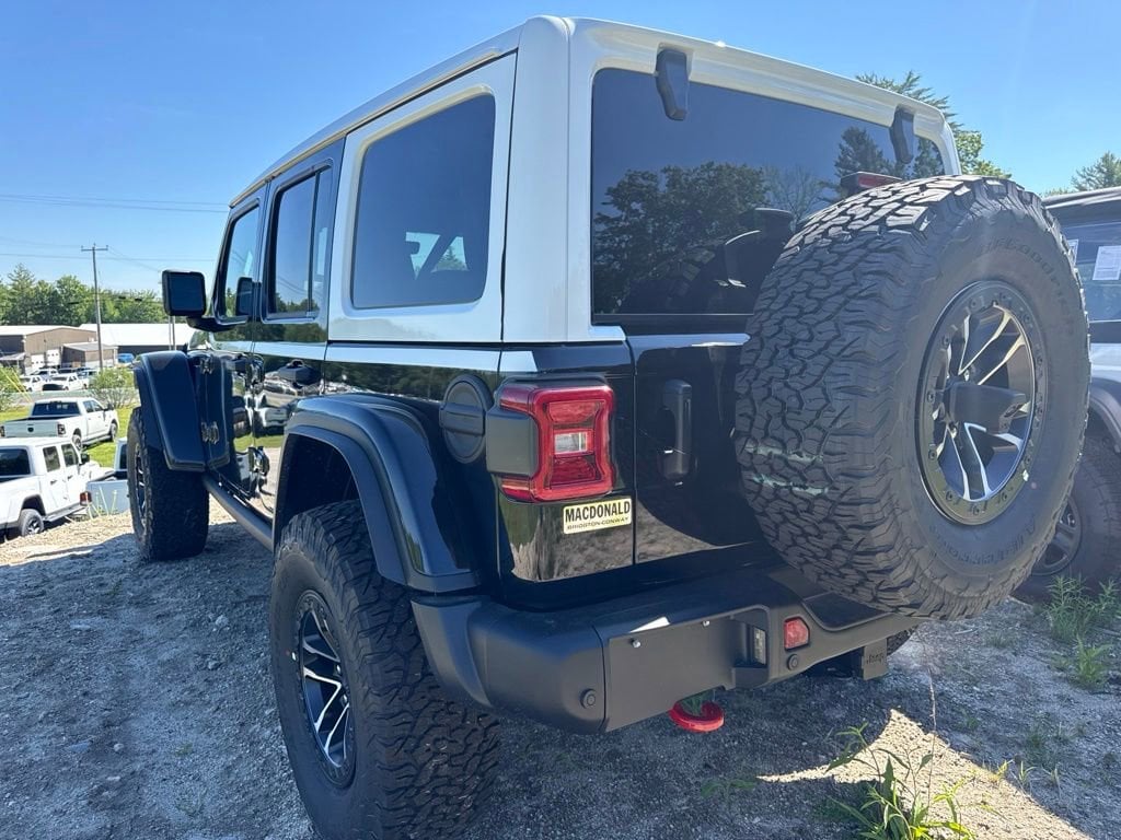 New 2026 Jeep Wrangler 4-DOOR RUBICON X Sport Utility