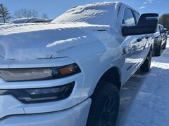 2026 Ram 3500 BIG HORN CREW CAB 4X4 6'4 BOX Pickup