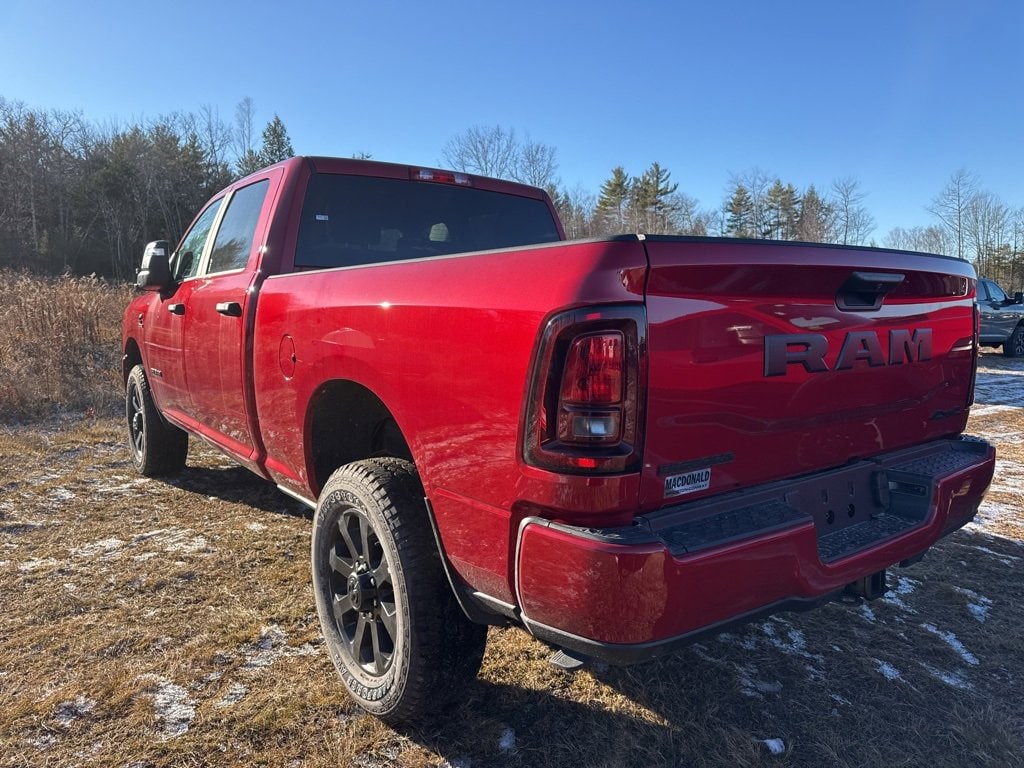 New 2026 Ram 2500 BIG HORN CREW CAB 4X4 6'4 BOX Pickup
