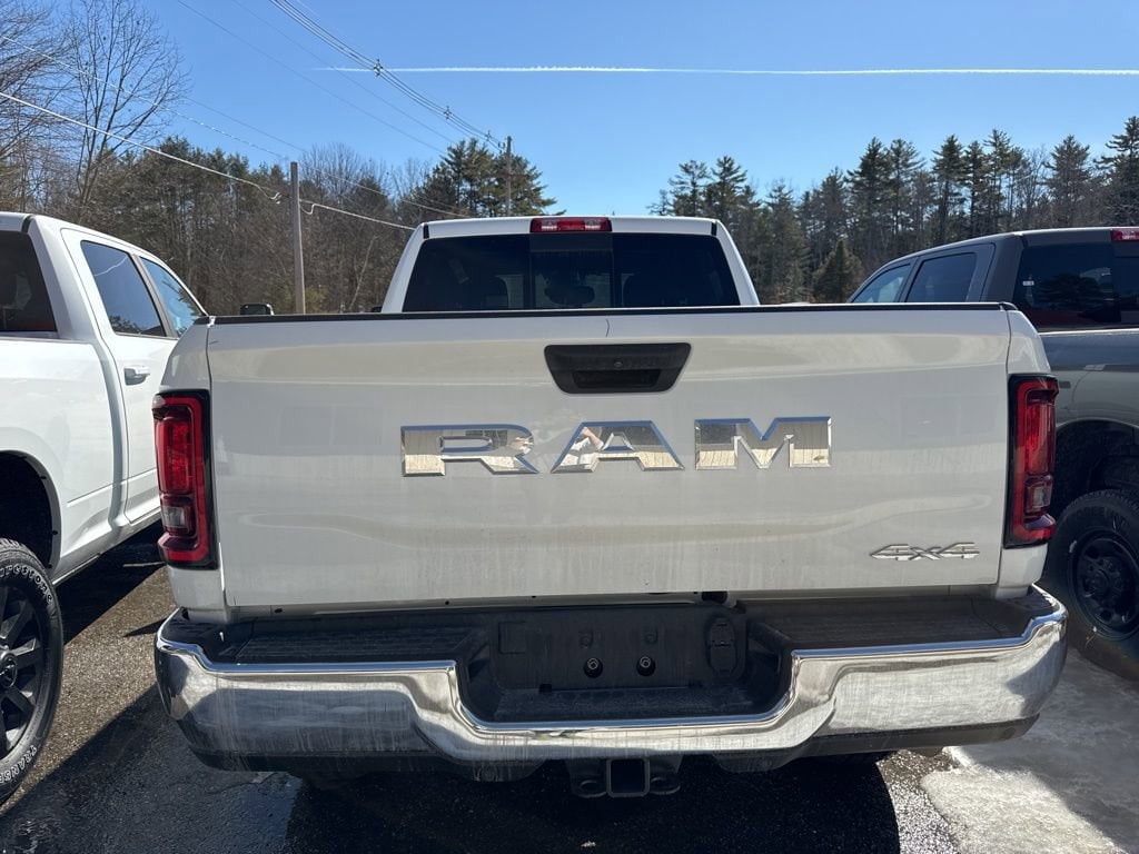 New 2026 Ram 2500 TRADESMAN CREW CAB 4X4 6'4 BOX Pickup