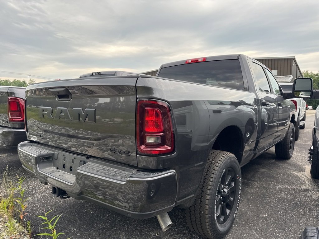 2025 Ram 3500 Big Horn photo 4