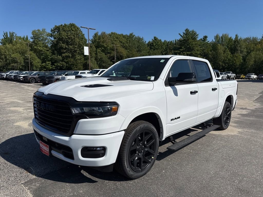 New 2026 Ram 1500 LARAMIE CREW CAB 4X4 5'7 BOX Pickup