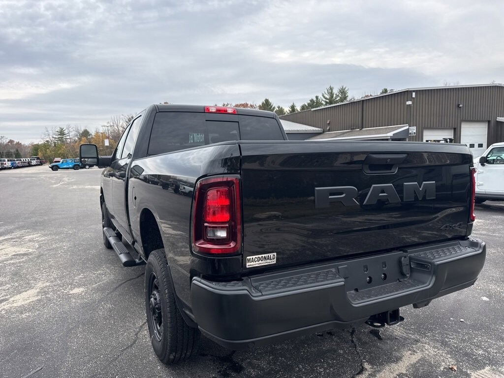 New 2026 Ram 2500 TRADESMAN CREW CAB 4X4 6'4 BOX Pickup