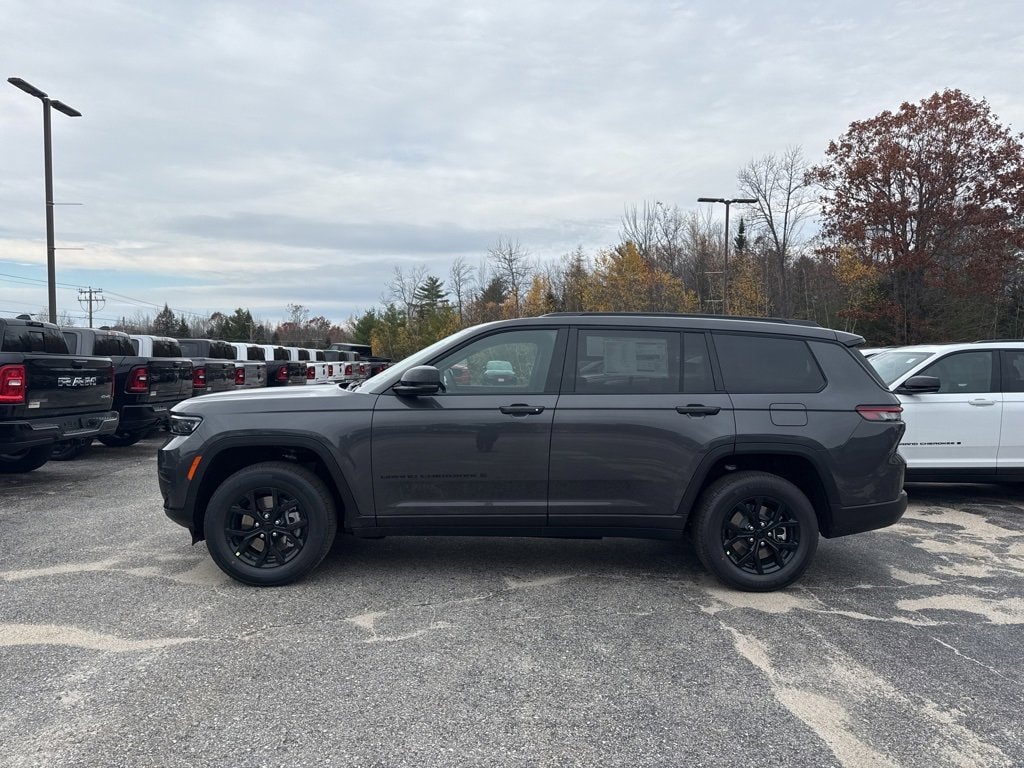 New 2025 Jeep Grand Cherokee L ALTITUDE X 4X4 Sport Utility