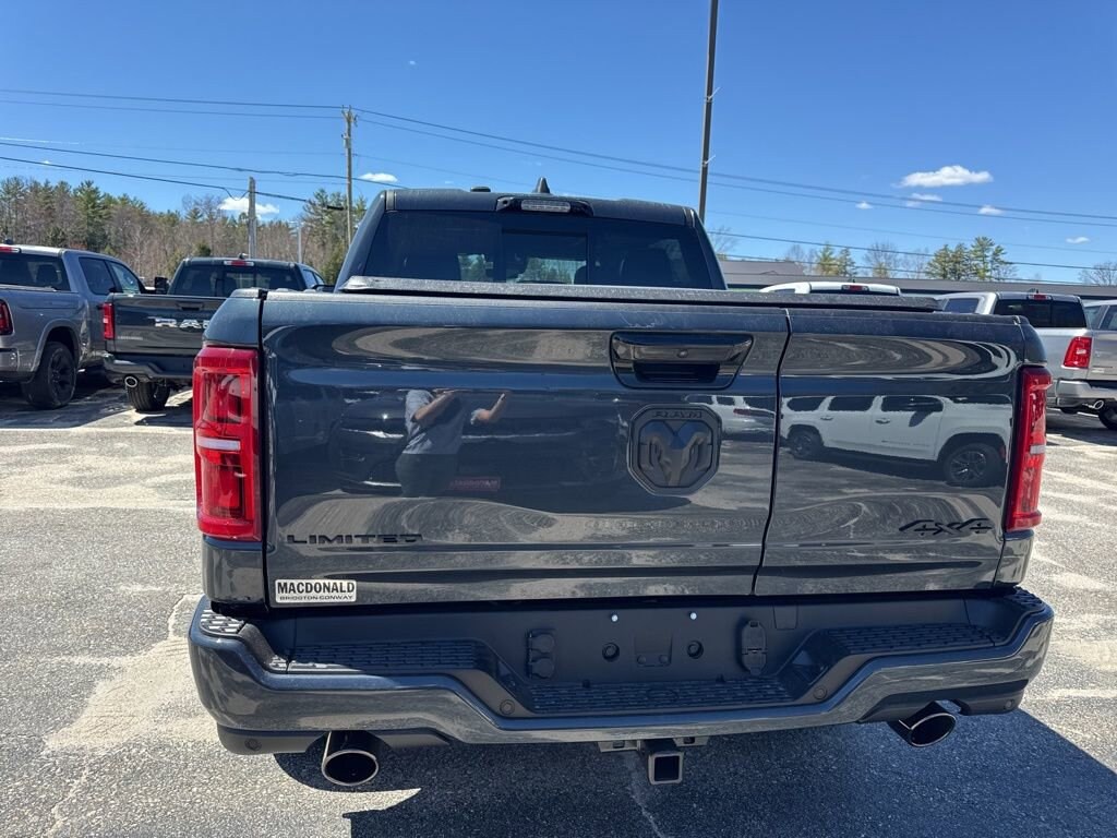 New 2026 Ram 1500 LIMITED CREW CAB 4X4 5'7 BOX Pickup