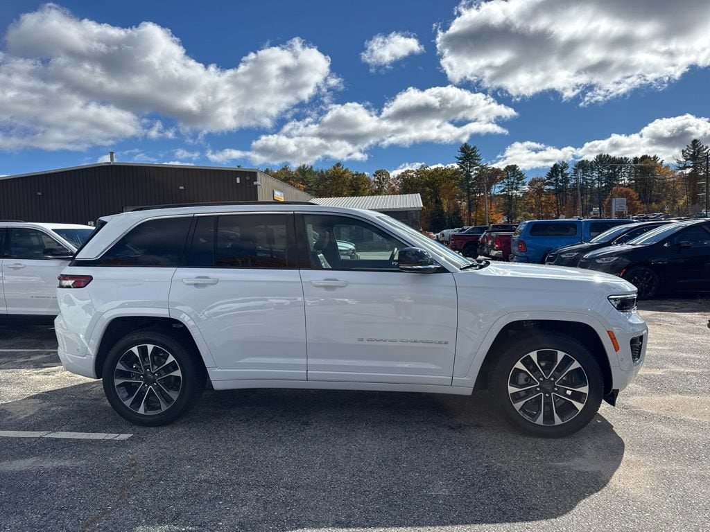 2025 Jeep Grand Cherokee Overland - Photo 6