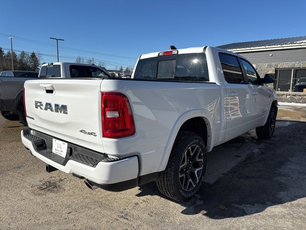 New 2026 Ram 1500 LARAMIE CREW CAB 4X4 5'7 BOX Pickup