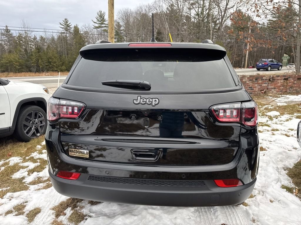 New 2026 Jeep Compass LIMITED ALTITUDE 4X4 Sport Utility