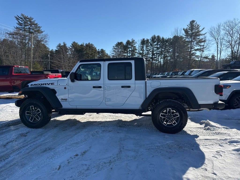 New 2026 Jeep Gladiator MOJAVE 4X4 Pickup