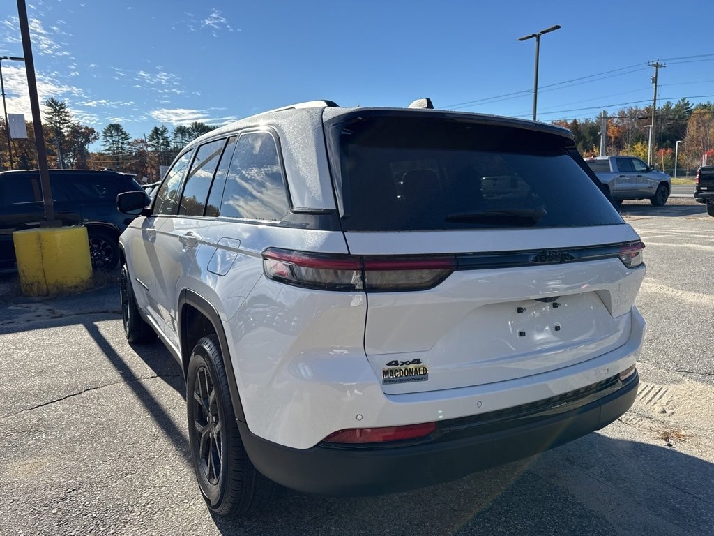 New 2025 Jeep Grand Cherokee ALTITUDE X 4X4 Sport Utility