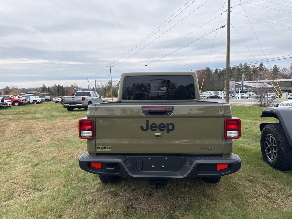 New 2025 Jeep Gladiator HIGH TIDE 4X4 Pickup