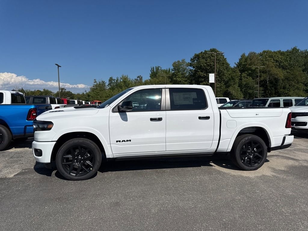 New 2026 Ram 1500 LARAMIE CREW CAB 4X4 5'7 BOX Pickup
