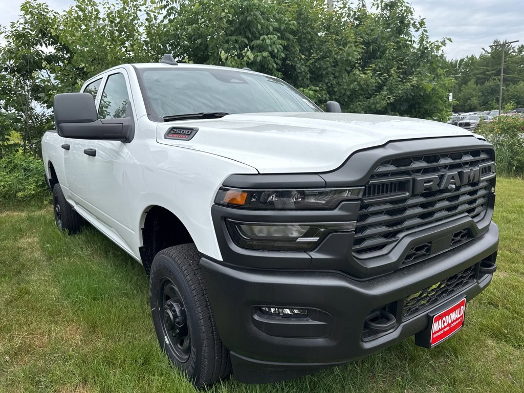 2025 Ram 2500 Tradesman photo 4