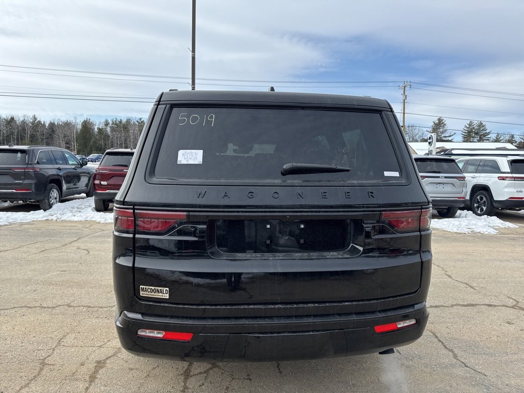 2025 Jeep Wagoneer Carbide photo 4