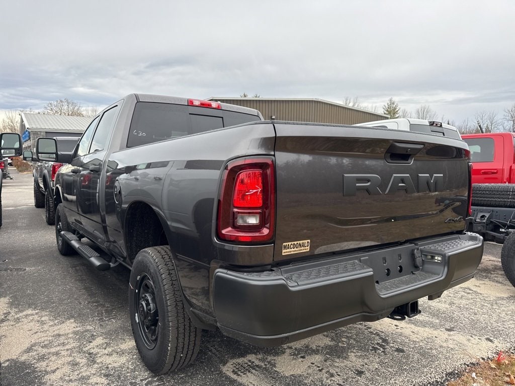 New 2026 Ram 2500 TRADESMAN CREW CAB 4X4 6'4 BOX Pickup