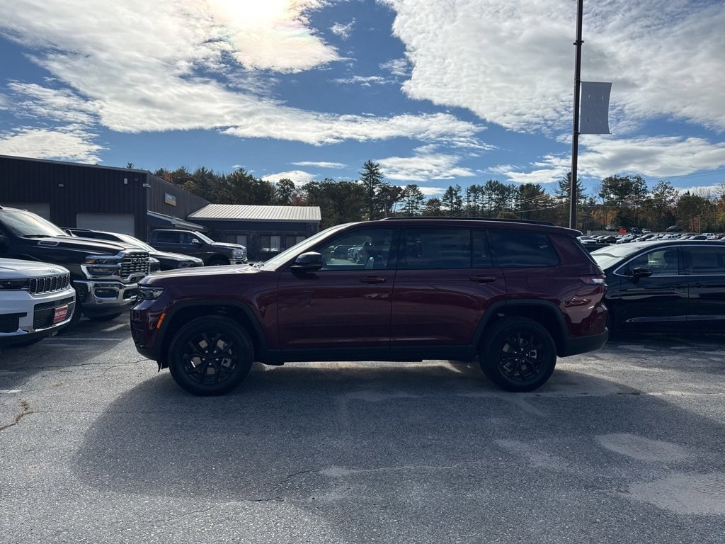 New 2025 Jeep Grand Cherokee L ALTITUDE X 4X4 Sport Utility