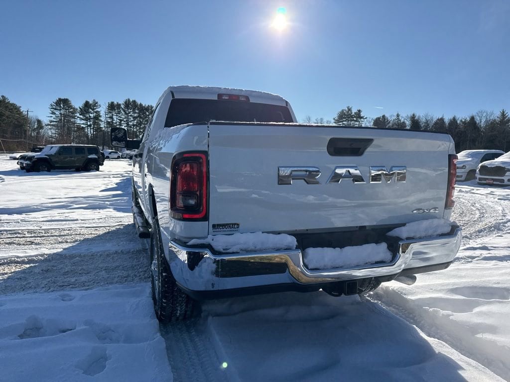 New 2026 Ram 3500 TRADESMAN CREW CAB 4X4 6'4 BOX Pickup