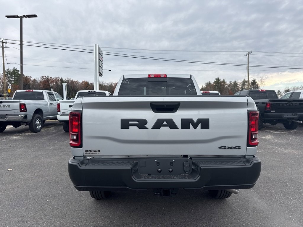New 2026 Ram 2500 TRADESMAN CREW CAB 4X4 6'4 BOX Pickup