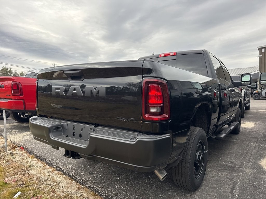 New 2026 Ram 2500 TRADESMAN CREW CAB 4X4 6'4 BOX Pickup