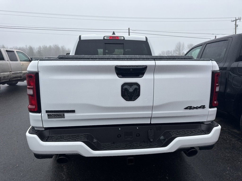 New 2026 Ram 1500 BIG HORN CREW CAB 4X4 5'7 BOX Pickup