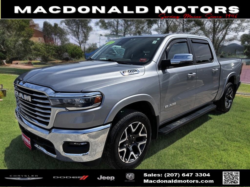 2025 RAM 1500 Laramie 4x4 Crew Cab 5'7's photo