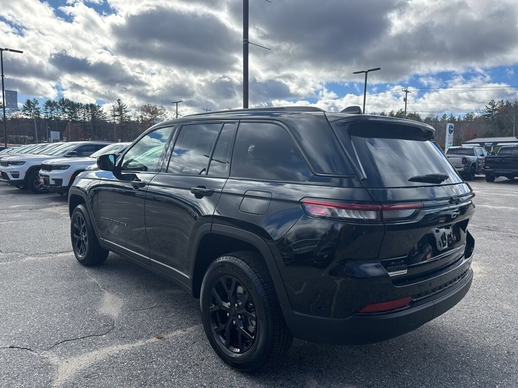 New 2025 Jeep Grand Cherokee ALTITUDE X 4X4 Sport Utility