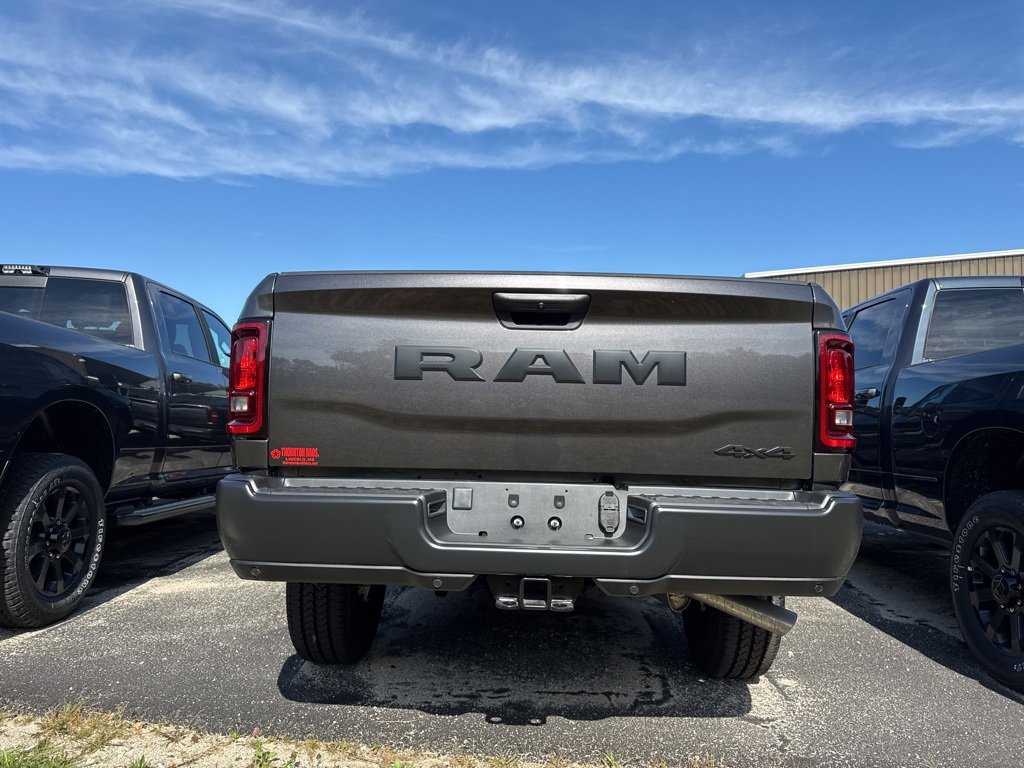 2025 Ram 3500 Tradesman photo 3