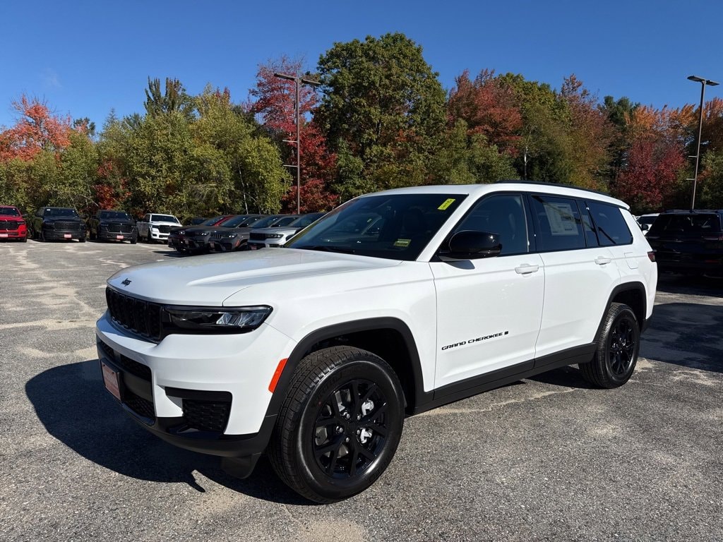2025 Jeep Grand Cherokee L Altitude's photo