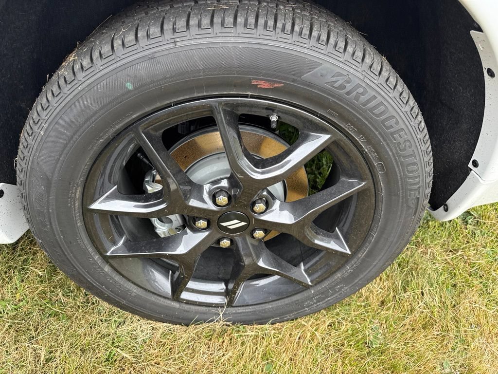 Photo 8