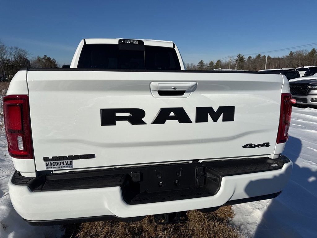New 2026 Ram 2500 LARAMIE CREW CAB 4X4 6'4 BOX Pickup