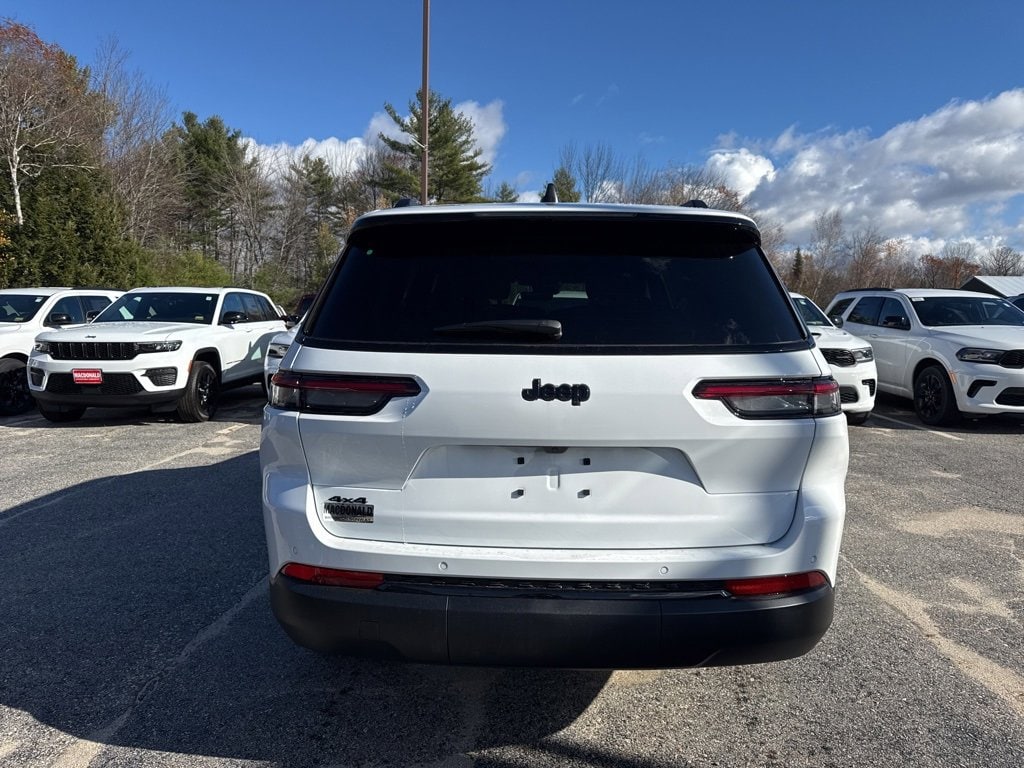 New 2025 Jeep Grand Cherokee L ALTITUDE X 4X4 Sport Utility