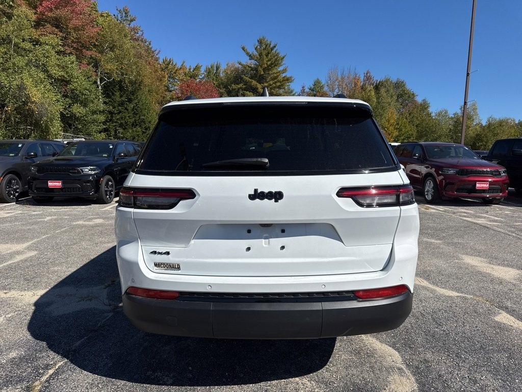 New 2025 Jeep Grand Cherokee L ALTITUDE X 4X4 Sport Utility