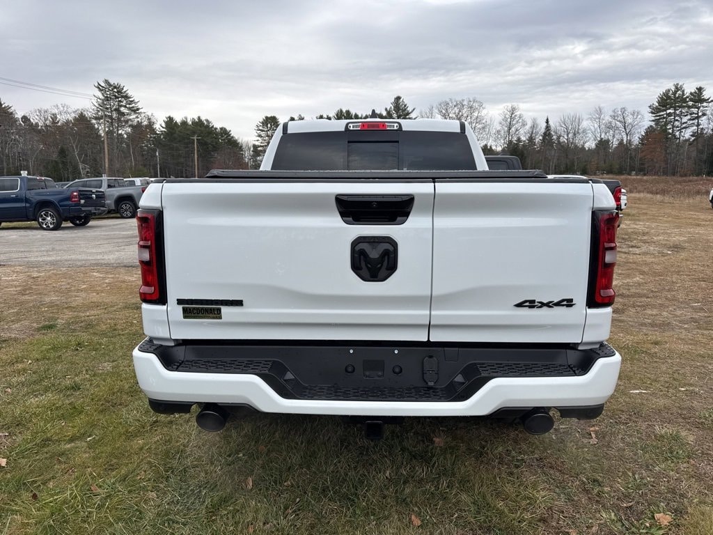 New 2026 Ram 1500 BIG HORN CREW CAB 4X4 5'7 BOX Pickup