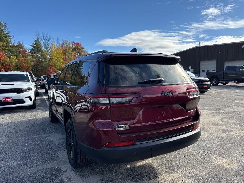 New 2025 Jeep Grand Cherokee L ALTITUDE X 4X4 Sport Utility