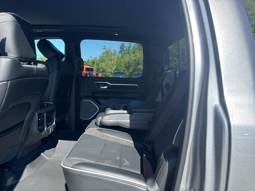 2026 RAM 1500 Laramie - Photo 10