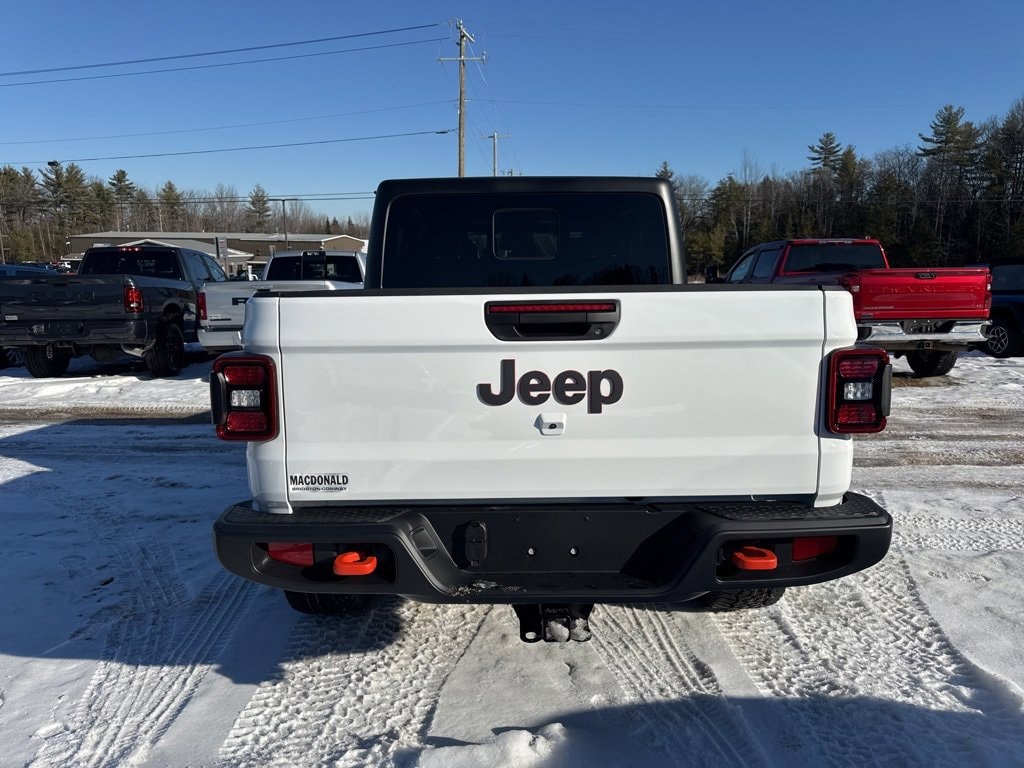 New 2026 Jeep Gladiator MOJAVE 4X4 Pickup