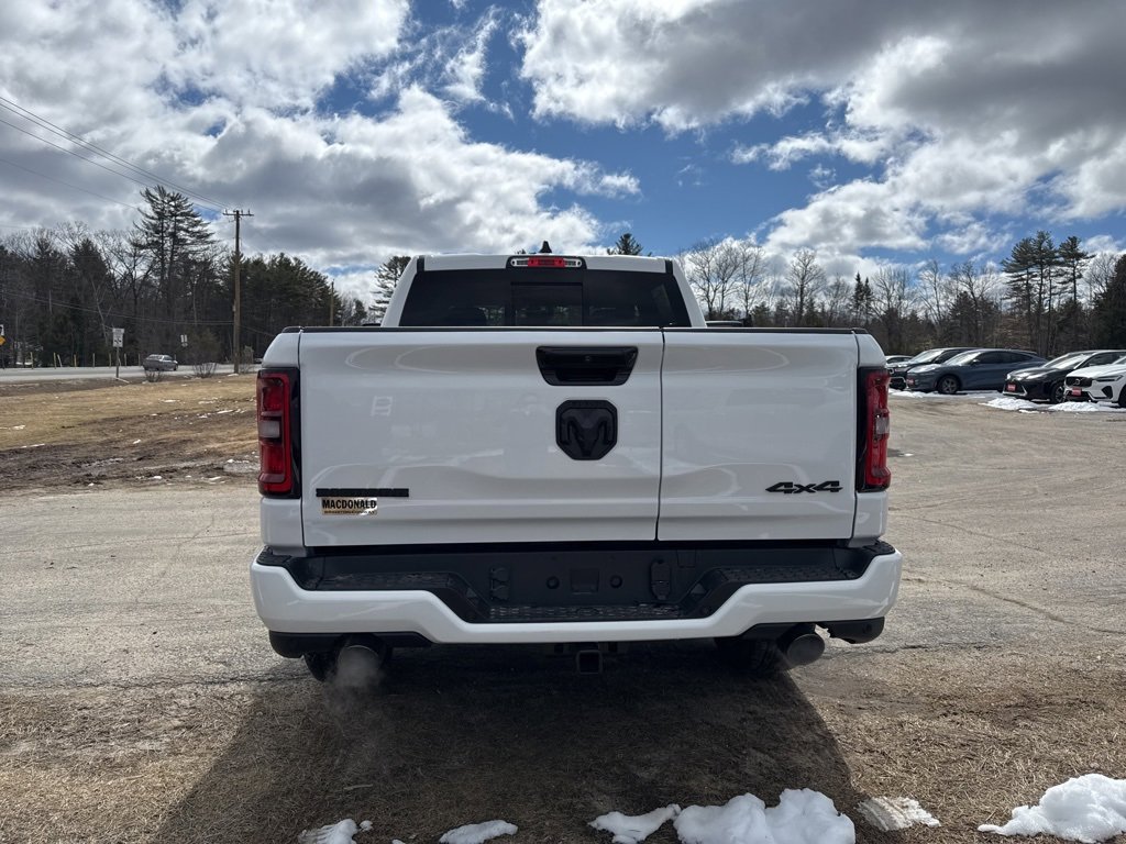 2025 Ram 1500 Big Horn photo 4
