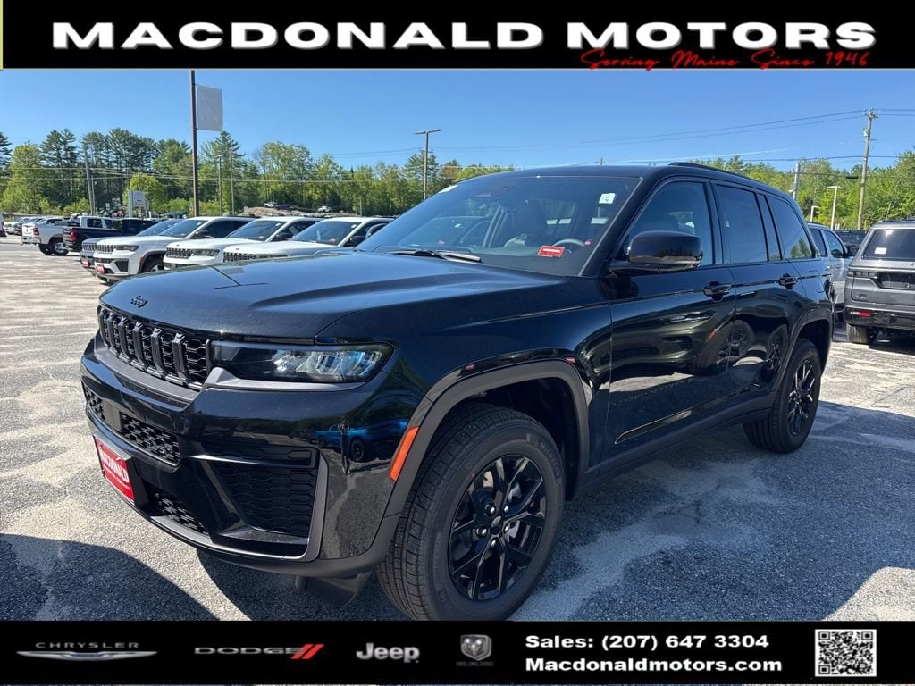 2026 Jeep Grand Cherokee Laredo Altitude 4x4's photo