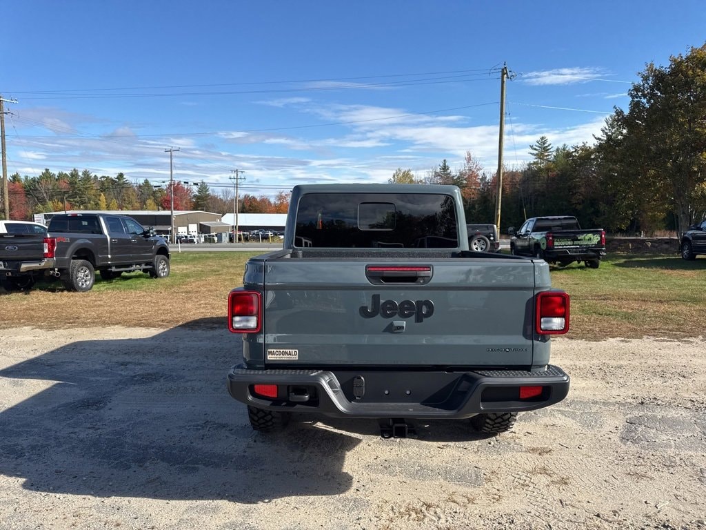 New 2025 Jeep Gladiator HIGH TIDE 4X4 Pickup