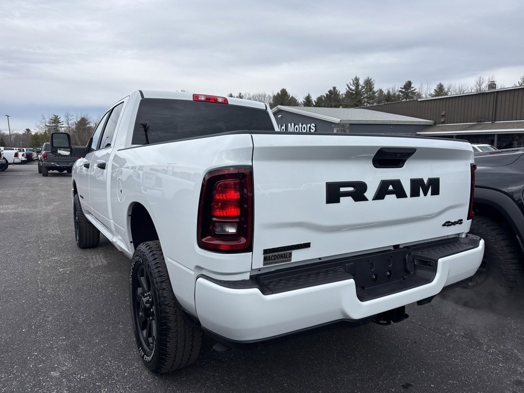 New 2026 Ram 2500 BIG HORN CREW CAB 4X4 6'4 BOX Pickup